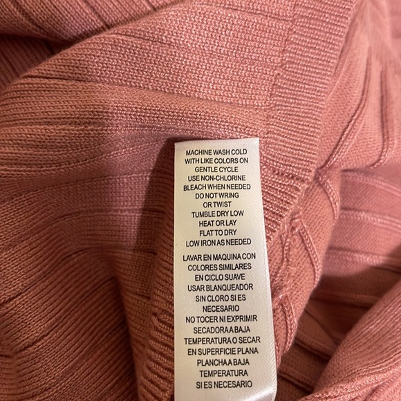 Full circle Sweater - Picture 6 of 6